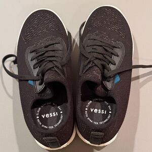 Vessi women’s 's Black and Blue Sneakers